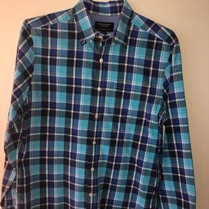 American Eagle Button-up
